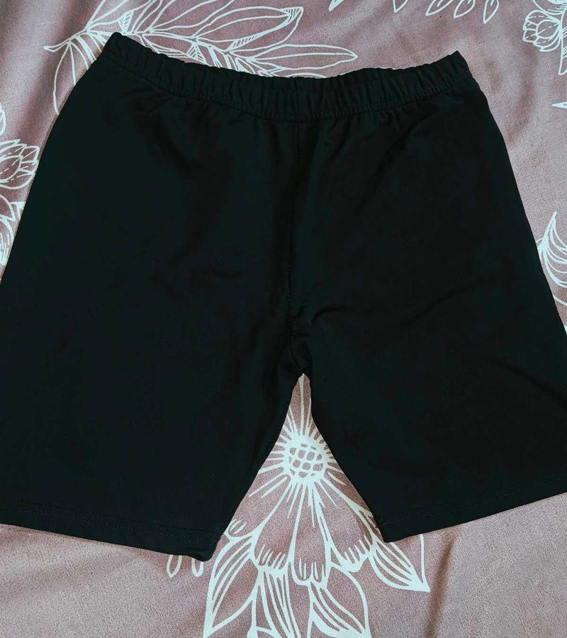 Comfortable Black Biker Shorts