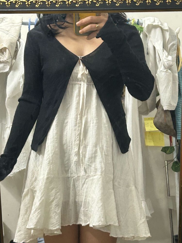 Chic Black Cardigan