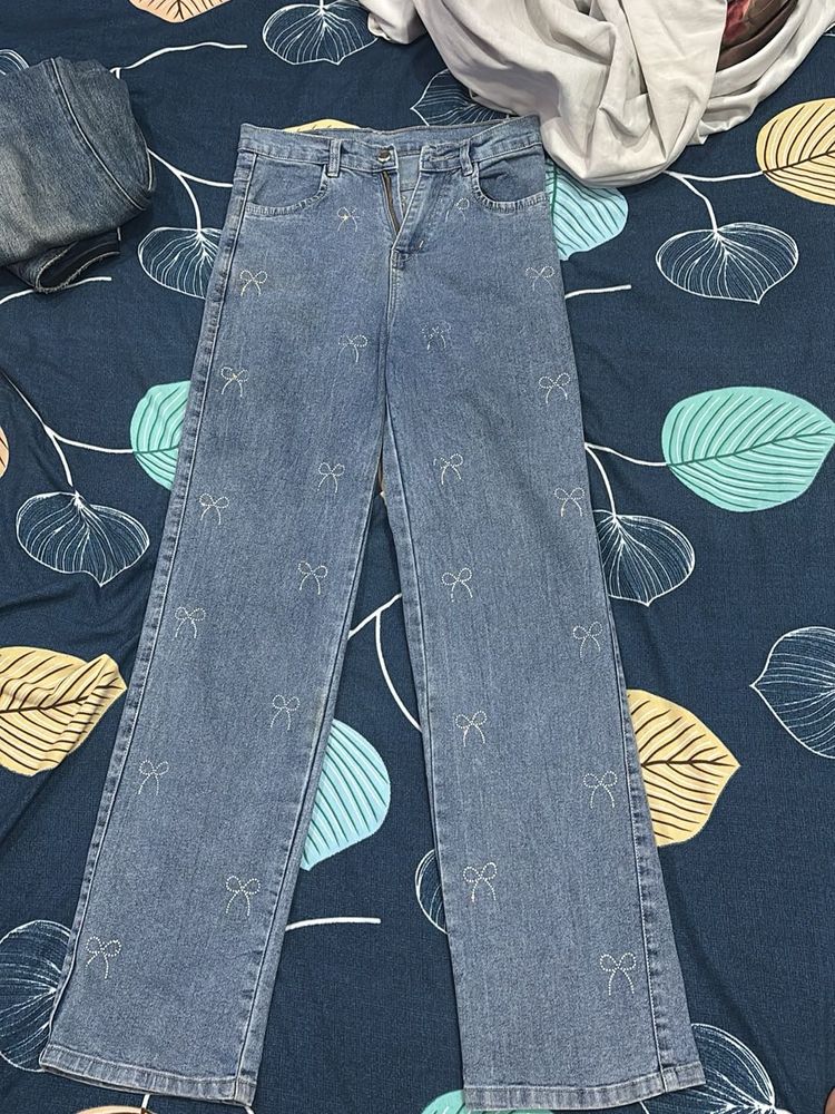 !!!ON SALE !!!Rhinstone Cute Bow Jeans