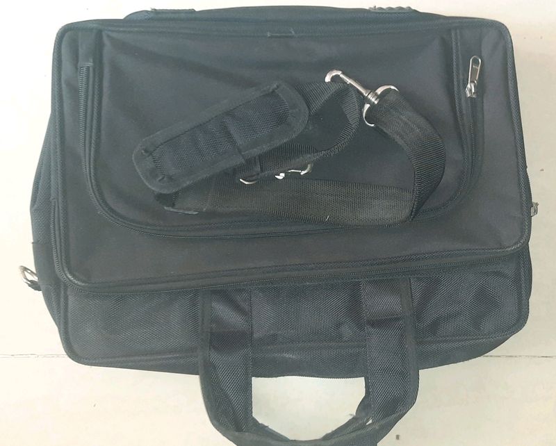 Laptop Bag With Shoulder Belt