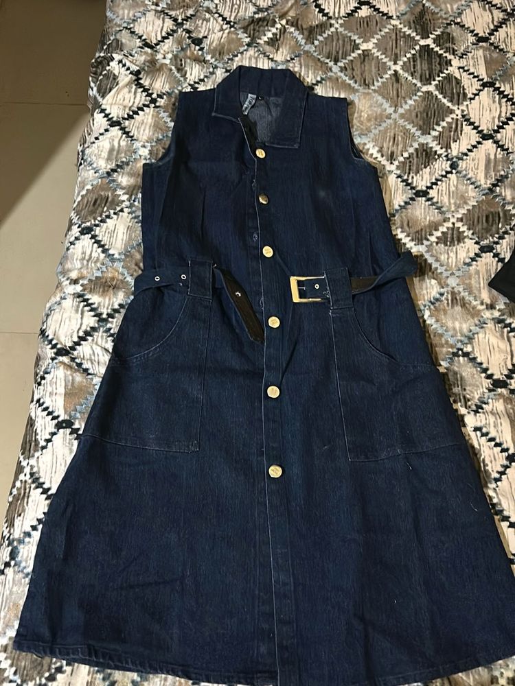 Sleeveless Denim Button-Up Dress with Belt