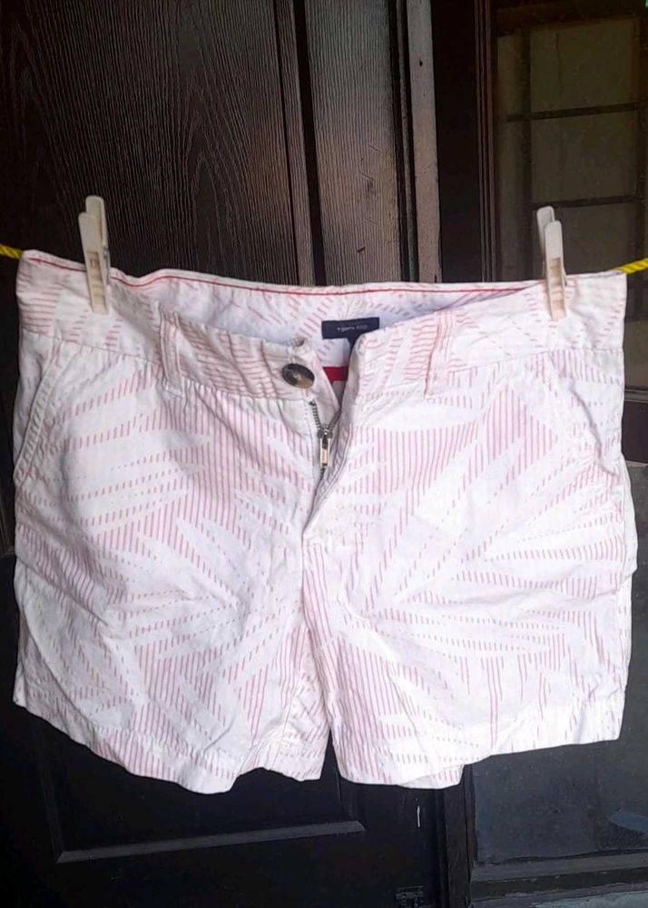 Cute White &amp; Pink Striped Shorts