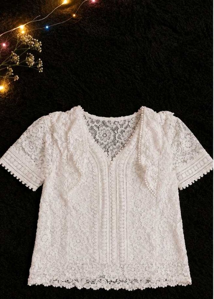 White Lace Short Sleeve Top