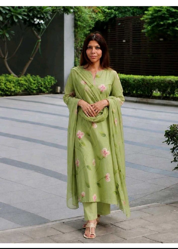 (New) Light Green Floral Print Kurta Set