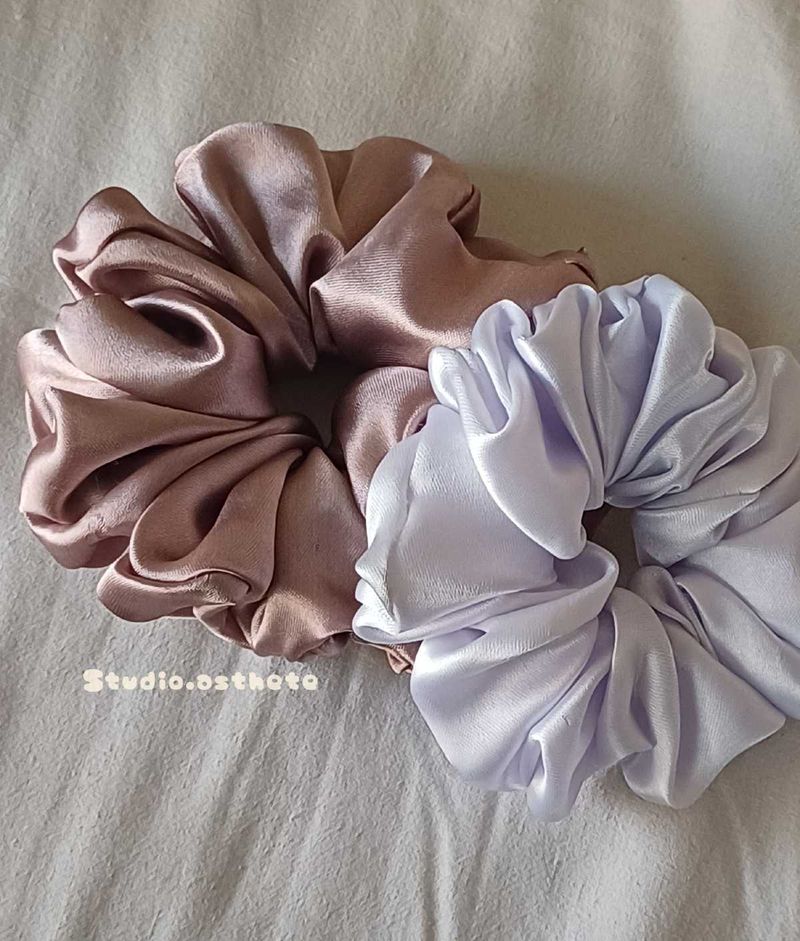 Satin Scrunchies🌸