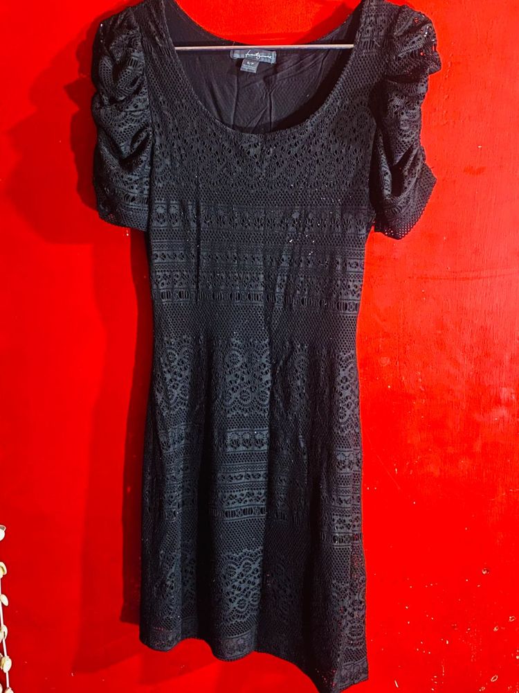 Black Lace net Puff Sleeve Dress