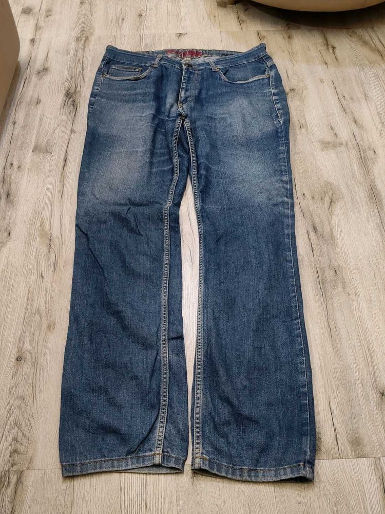 Ma3030 DJ&amp;C Jeans waist 36 inches