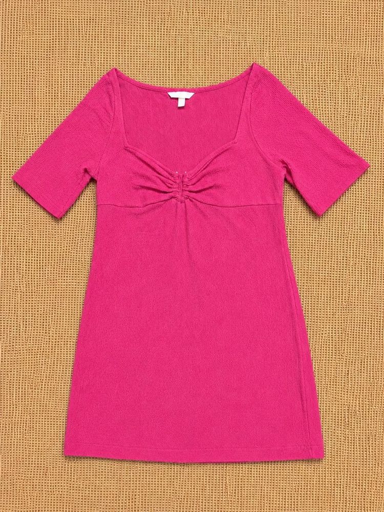 H&amp;M Crepe Vibrant Pink Ruched Front Top