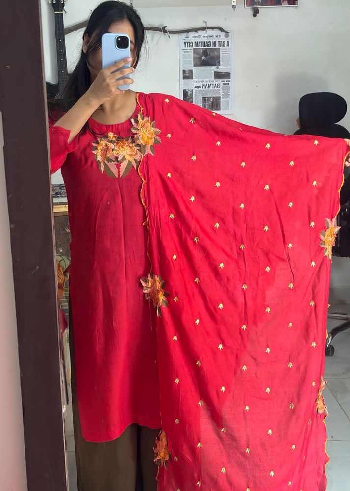 Vibrant Red Kurta with Floral Embroidery