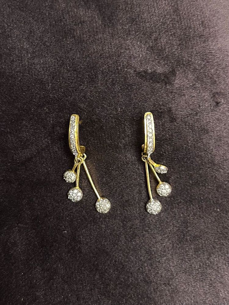 Sparkling Drop Earrings