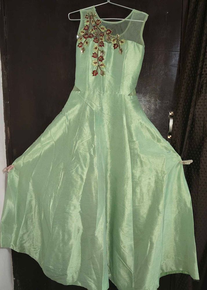 Elegant Green Ethnic Gown