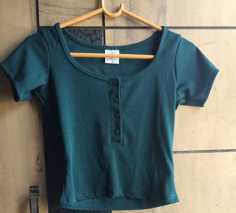Ribbed Henley Crop Top