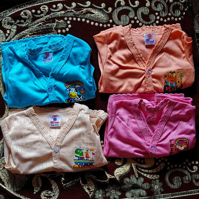 New baby clothes set of 4
