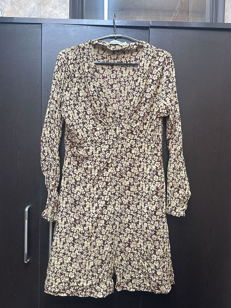 Floral Print V-Neck Mini Dress