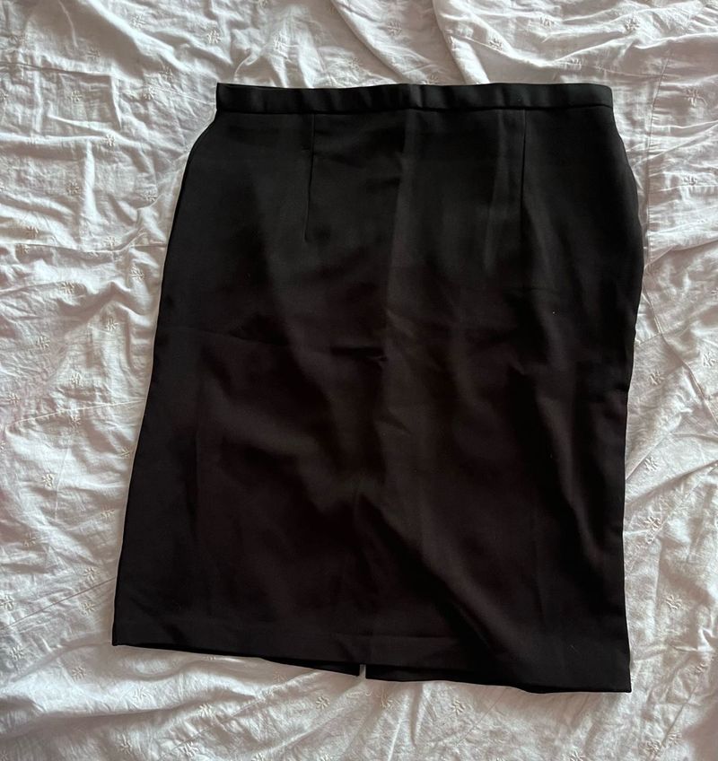 Classic Black Pencil Skirt