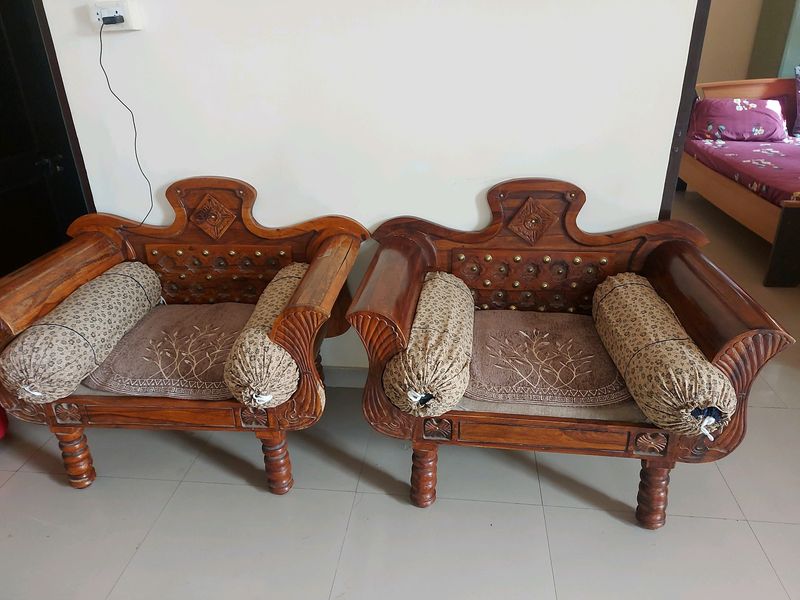5 Seater Rajwaada Sofa Set With 2 Tables