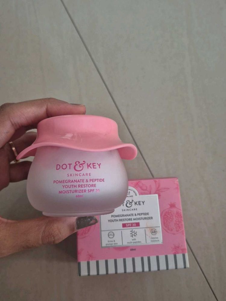 Dot &amp; Key Youth Restore Moisturizer SPF 30