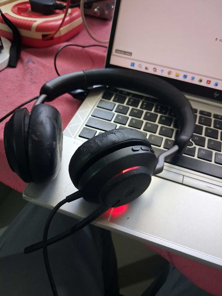 Jabra Evolve2 40 Headphones