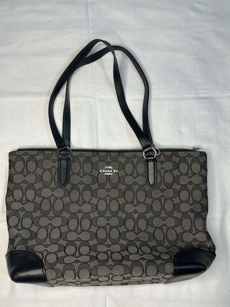 Coach Signature Tote Bag