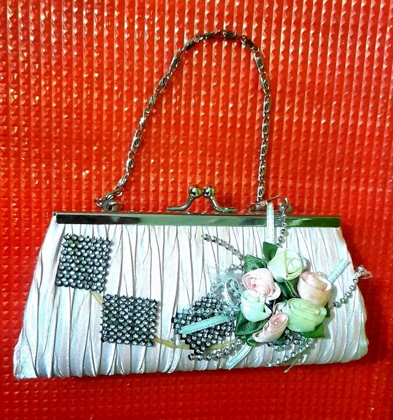 ✨ Luxury Party-Wear Clutch – Premium Finish✨