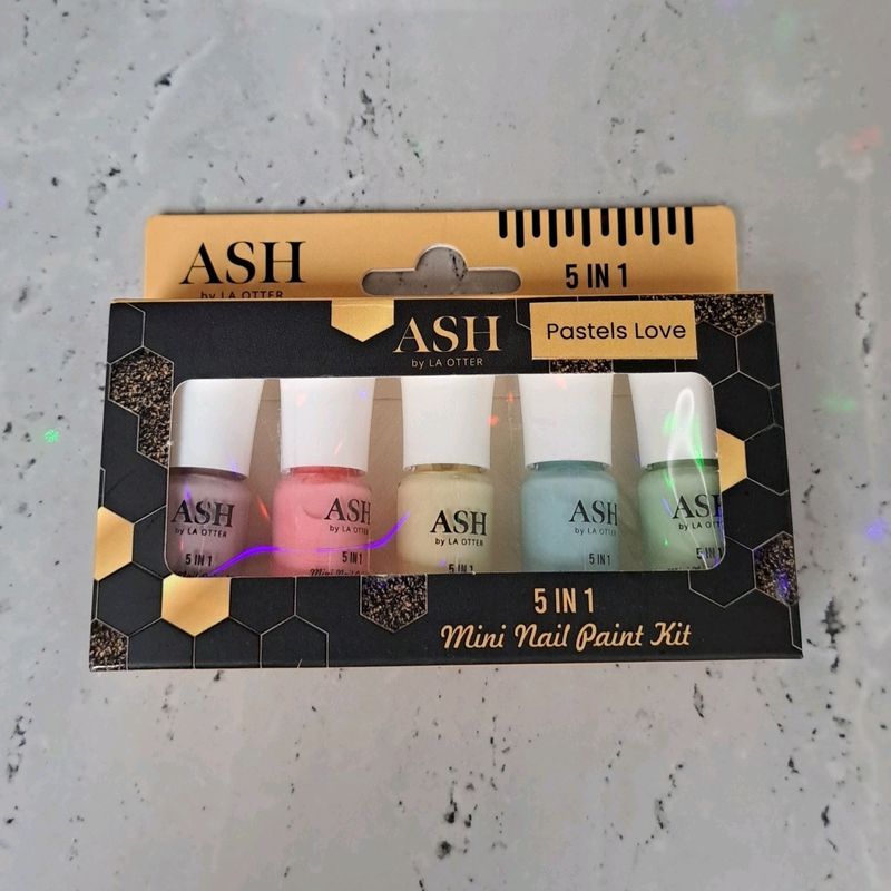 ASH 5 IN 1 Mini Nail Paint Kit