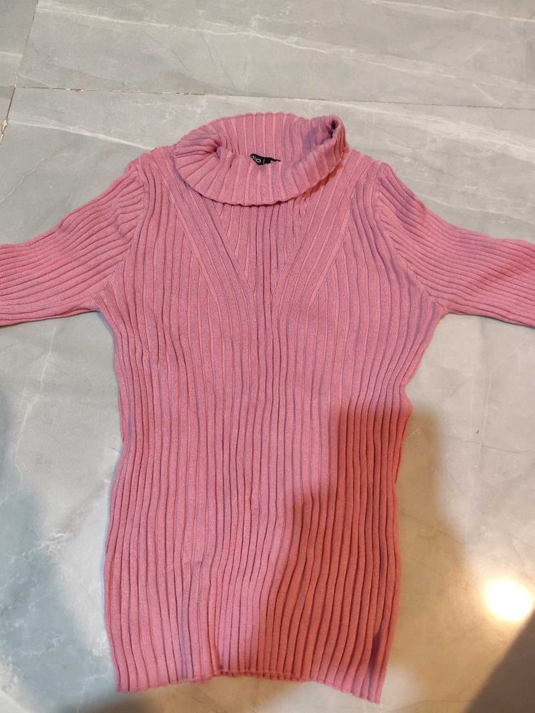 Chic Pink Ribbed Turtleneck changing Top