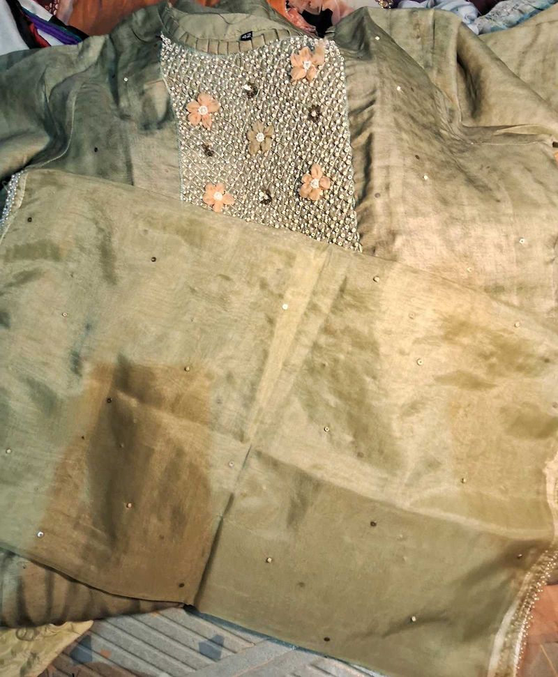 Embellished Kurta Set