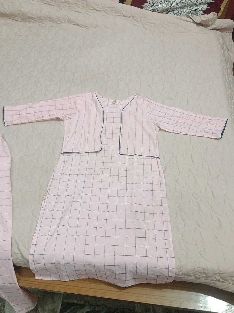 Pink Checked Kurta &amp; pant with attached jacket