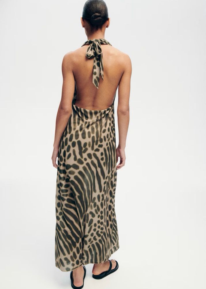 Flowy Halter Neck Maxi Dress