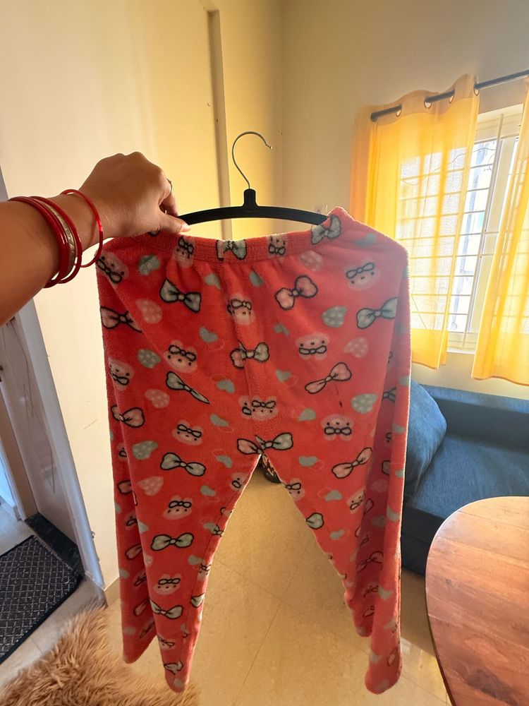 Cozy Pajama Bottoms with Cute Bow Print