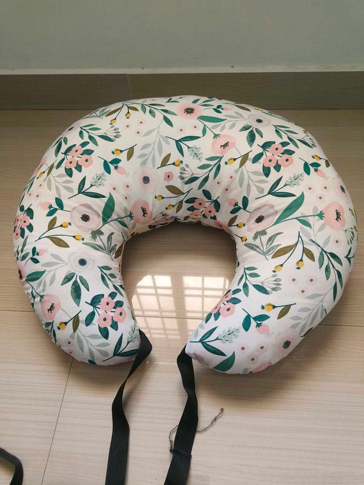 Floral Nursing Pillow (feeding)