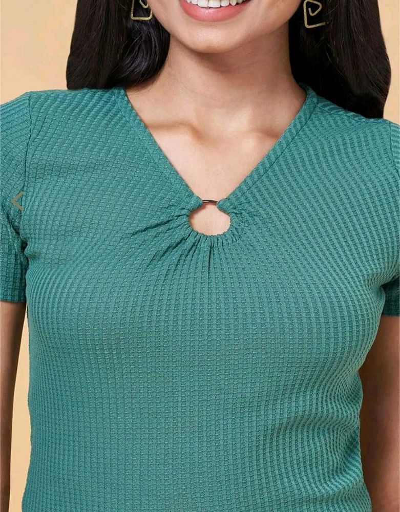 Stylish Textured V-Neck Top