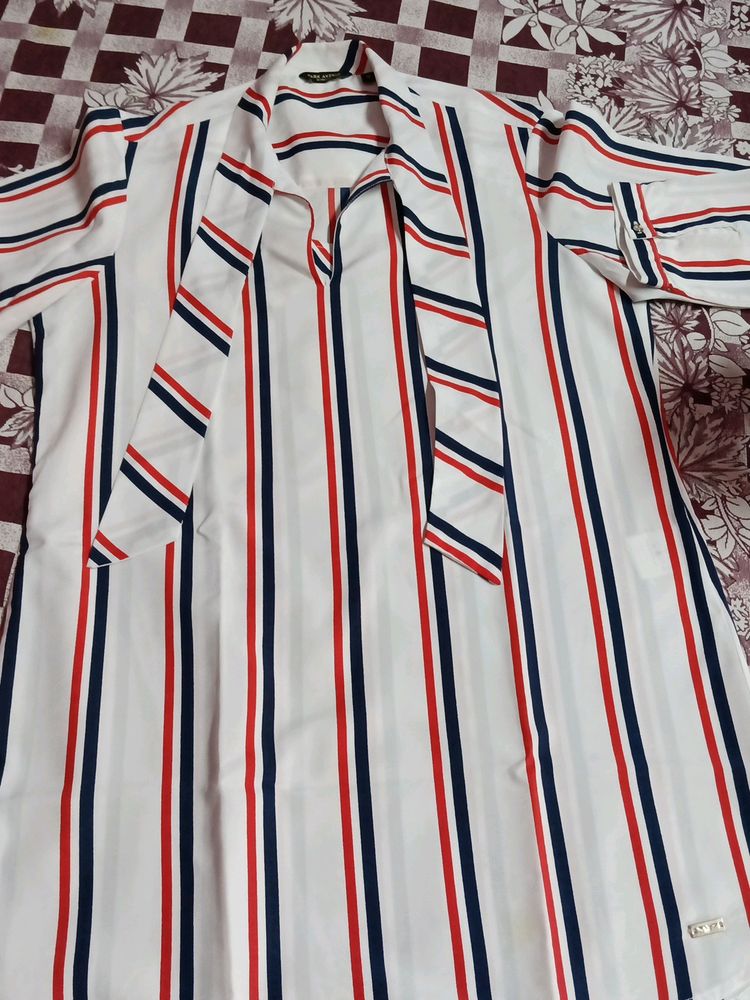 Park Avenue##Branded Girl Knot Shirt### New