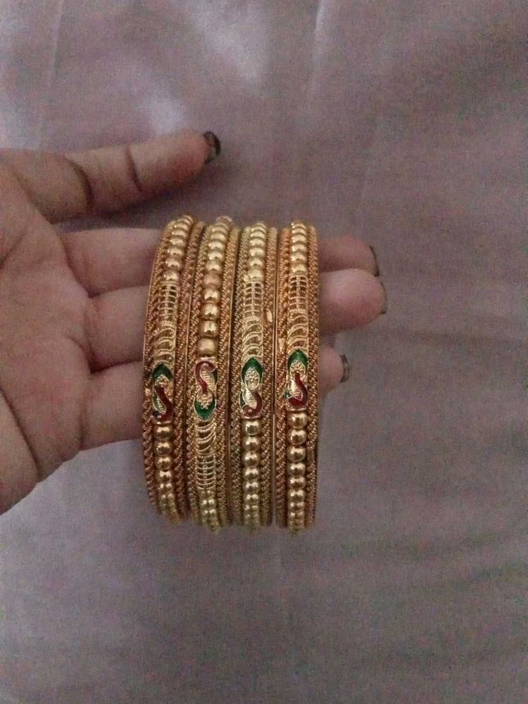 Women bangles