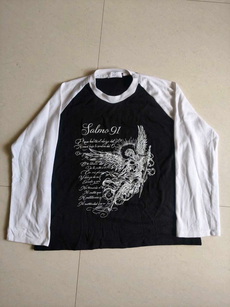 *FREE DELIVERY*Black &amp; White Raglan Gothic T shirt