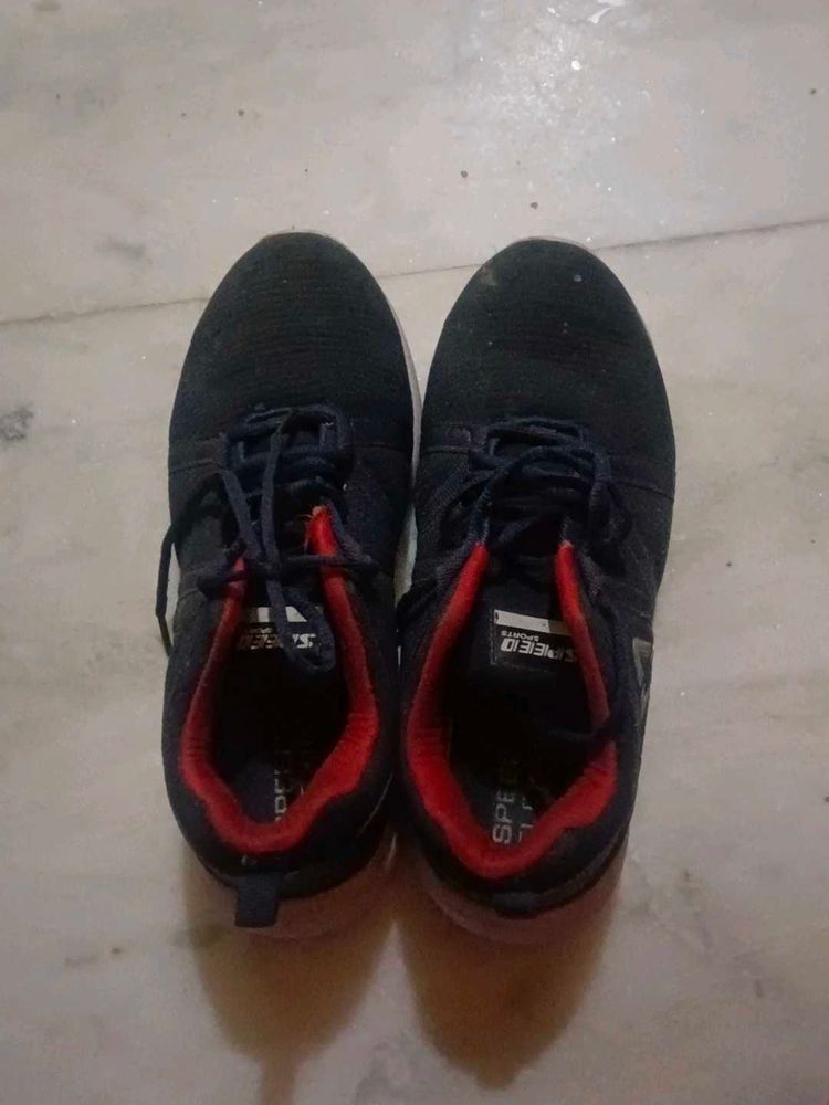 Men's Black Running Shoes