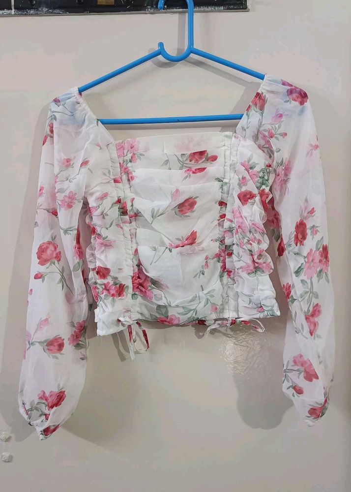 Floral rose 🌹  crop top