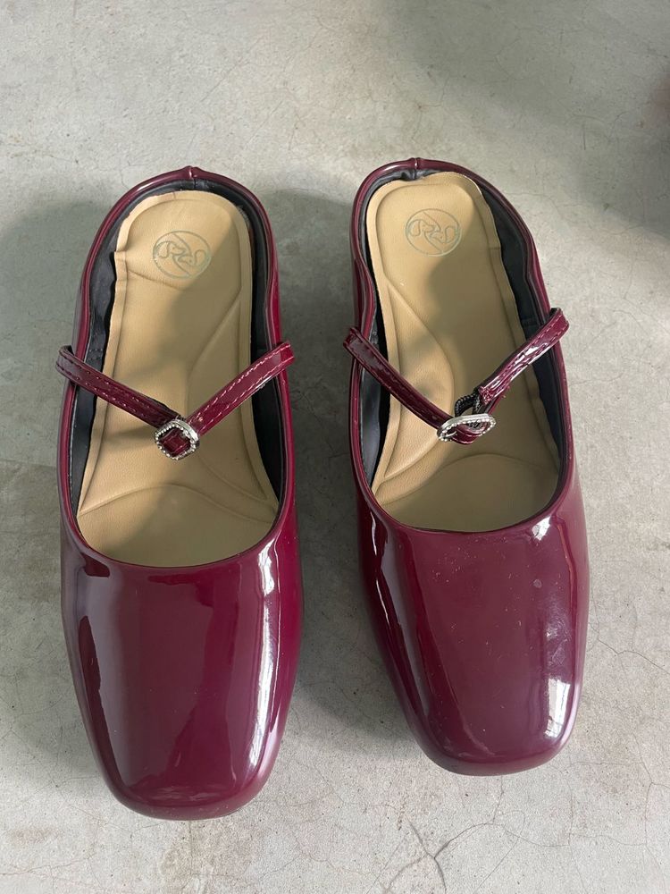 Chic Burgundy Patent Mary Janes