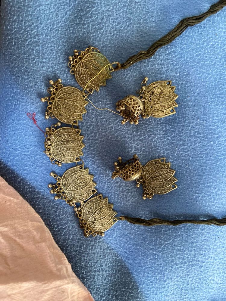 Oxidized Silver Lotus Necklace Set