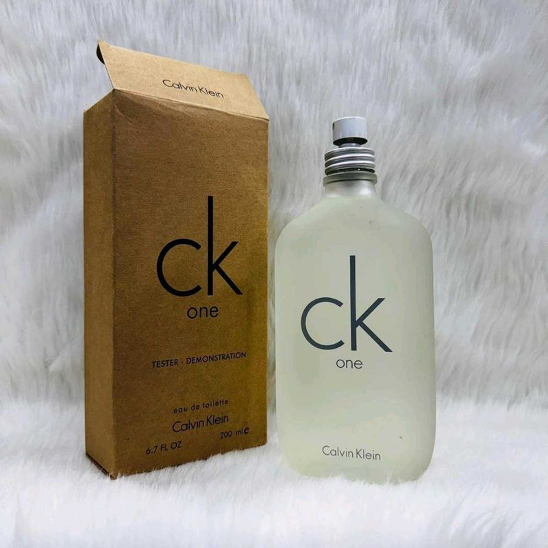 Calvin Klein CK One Eau de Toilette 200ml