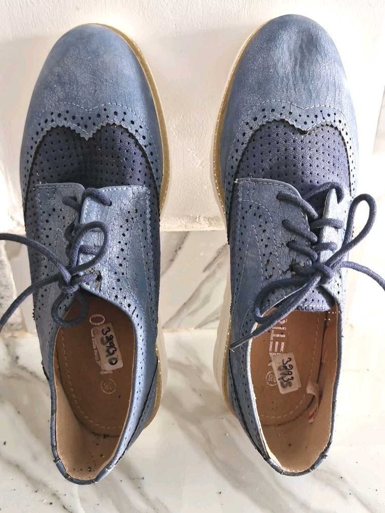 Branded Sneakers with embellishment