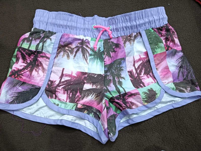 Palm Print 🔥 Shorts