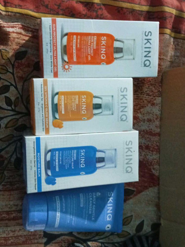 SKINQ Skincare Set - Sun Protect, Vitamin C, Balm,