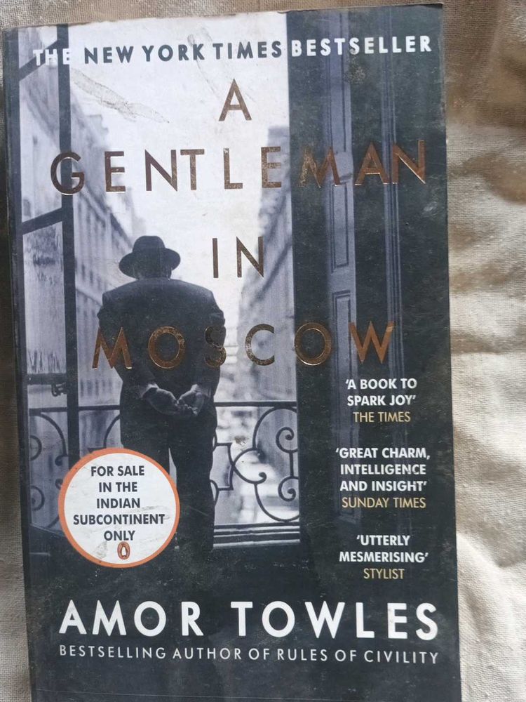 A Gentleman in Moscow by Amor Towles