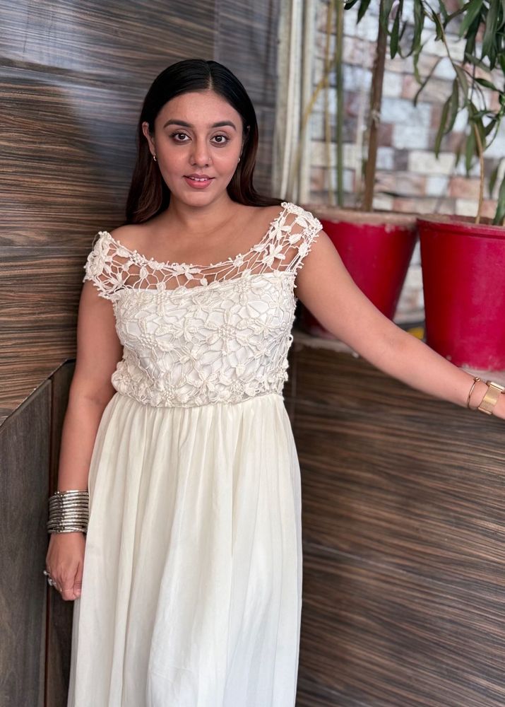 Elegant White Lace Top Maxi Dress