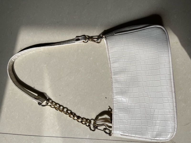 White Shoulder Bag