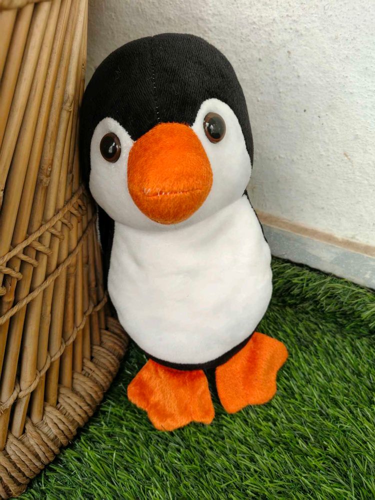 Cute Penguin Plush Toy