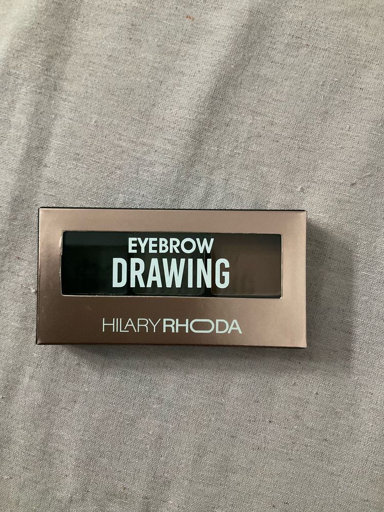Hilary Rhoda Eyebrow Drawing