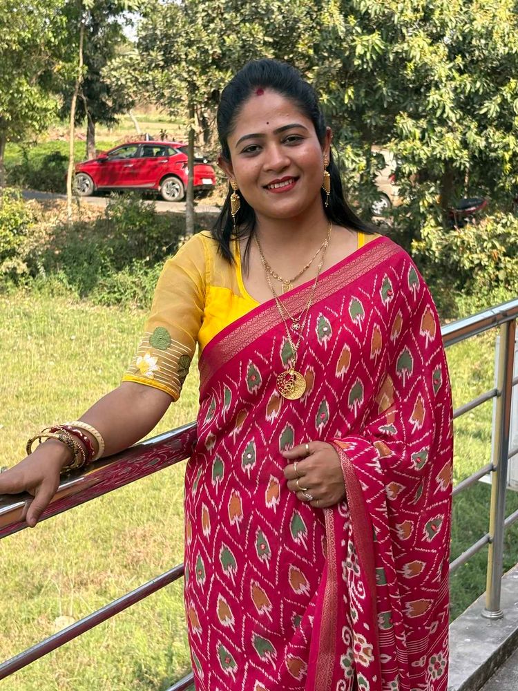 Beautiful Pink Ikat Saree