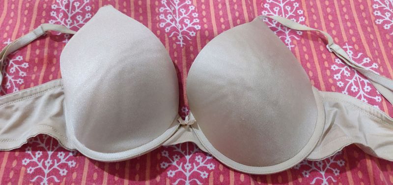 nude shimmer ZIVAME